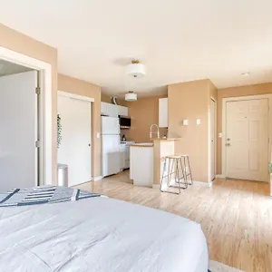 - John's Landing Haven - Near Ohsu , Portland United States