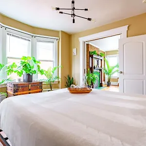 Prime Location Rated Free Parking Clean , Columbus United States